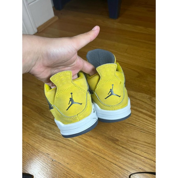 Nike Air Jordan 4 Retro PS 'Lightning' 2021 BQ7669-700 Youth Size 3Y - Picture 6 of 7